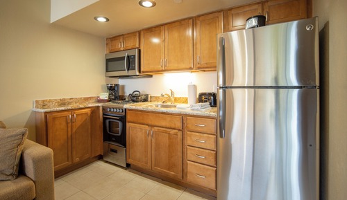 Studio, Ocean View (Unit 605)