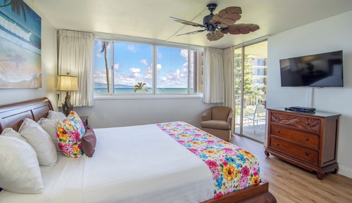 Condo, 1 Bedroom, Oceanfront (Unit 208 ,1Bath)