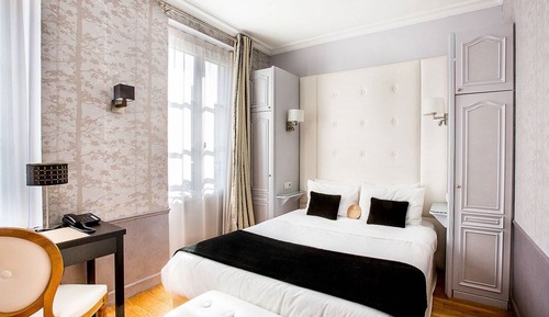 Classic Double Room