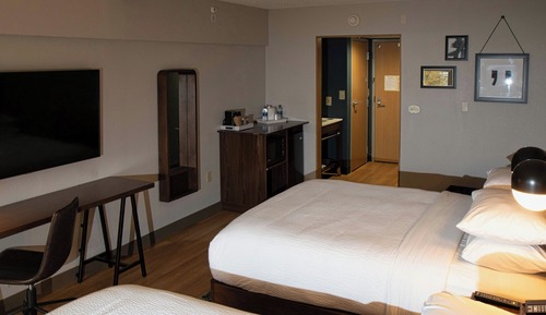Room, 2 Queen Beds, Non Smoking