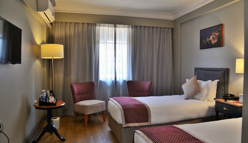 Standard Room, 2 Twin Beds, City View