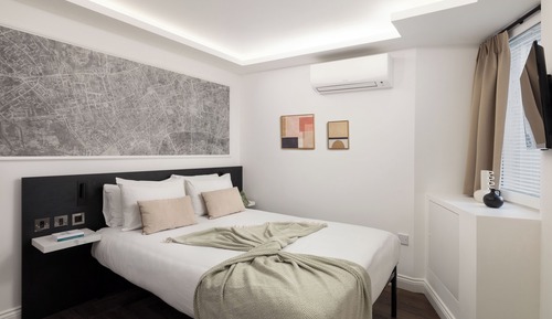 Signature Room