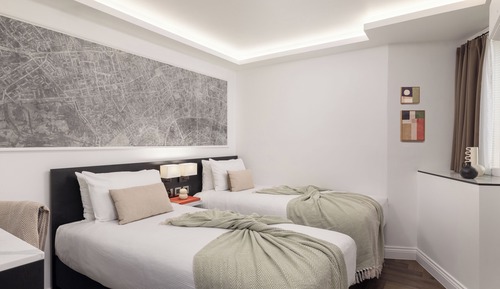 Signature Twin Room