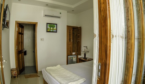 Standard Double Room, 1 Double Bed, Garden View, Courtyard Area