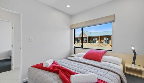 Standard Suite, 2 Bedrooms, Non Smoking, Kitchen (Unit)