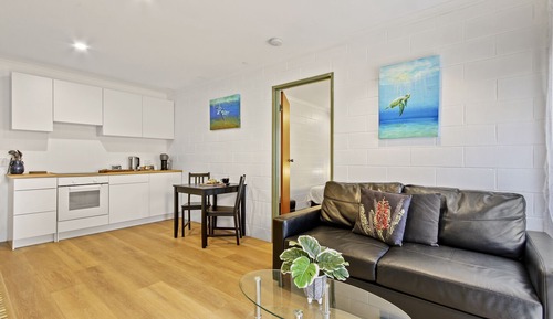 1 Bedroom Suite