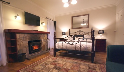 Evora Cottage