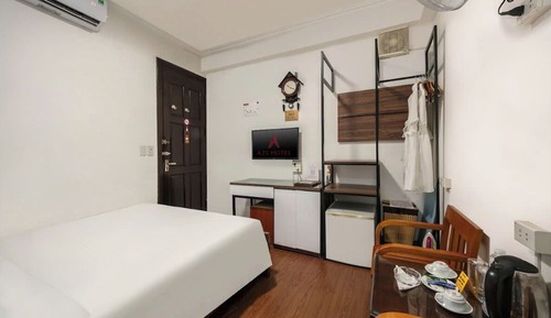 Basic Double Room (Standard Room 1)