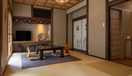 [Tsurumidake] Japanese-Style Premium House with Private Bathroom, Non Smoking - Adult Only