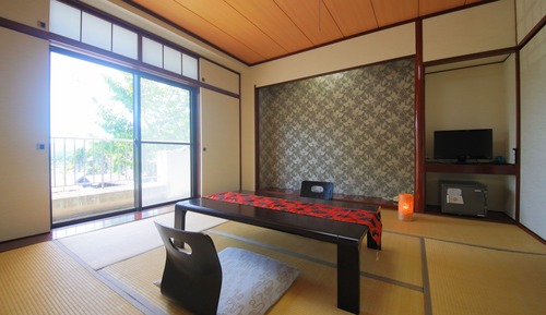 Japanese Style Room, Shared Bathroom