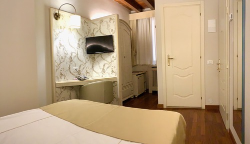 Single Room