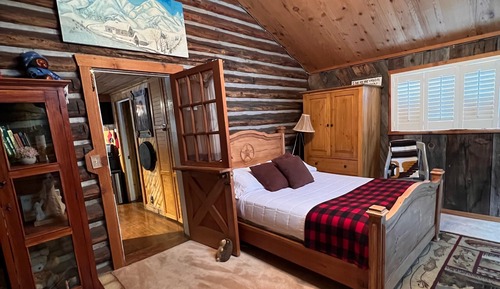 Traditional Cabin, 2 Bedrooms, Kitchen