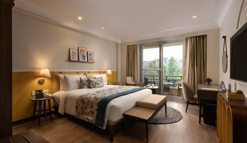 One Bedroom Royal Apartment