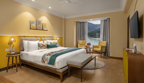 Two Bedroom Royal Apartment (Ganga View)