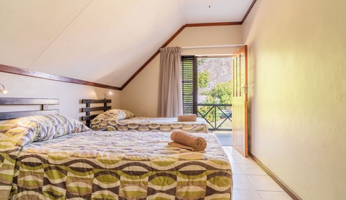 House (Boland 8 Sleeper)