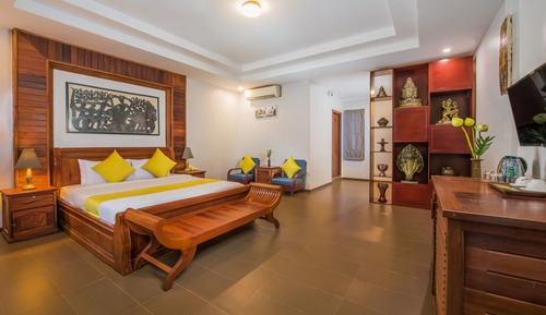 King Suite Room