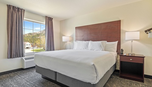 Suite, Multiple Beds, Non Smoking (Extended Stay, Audible/Visual Alert)