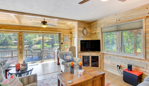 House (2 Bedrooms)