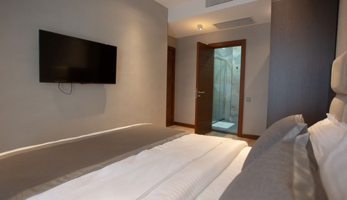 Luxury Apartment, Sea View