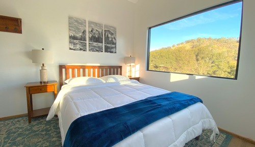 Standard Cabin, Patio, Hill View