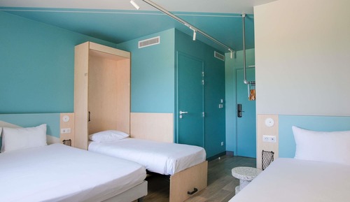 Standard Room, Multiple Beds