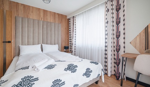 Apartment (L7)