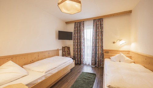 Standard Double Room, Balcony (Lavendel)