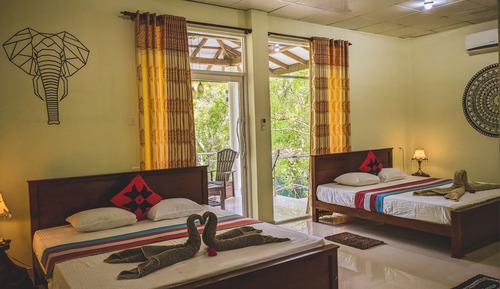 Superior room with private balcony AC