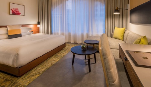 Premium Room, 1 King Bed, Non Smoking, City View