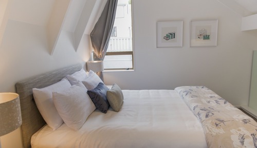 Loft Queen, Mezzanine