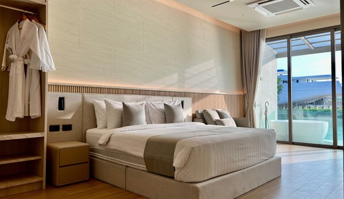 2 Bedroom Seaview Grand Suite