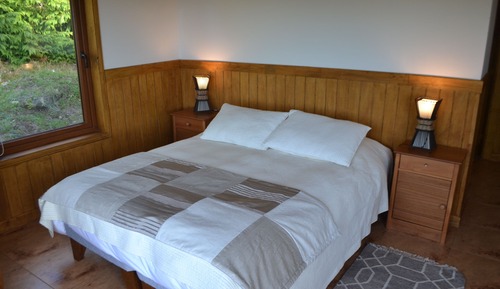 Premium Cabin, 3 Bedrooms, 2 Bathrooms, Partial Lake View