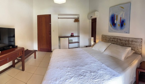 Family Room, 2 Bedrooms