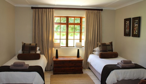 LUXURY ROOM 01 (IN MAIN HOUSE)
