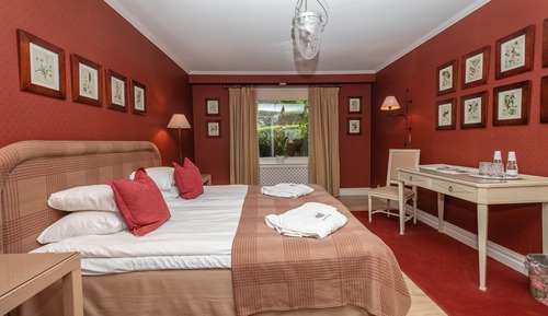 Double Room (in the Castle Garden)