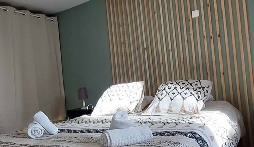Classic Quadruple Room, Ensuite, Mountain View (Chambre 9 (2 pers))