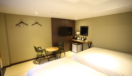 Deluxe Twin Room