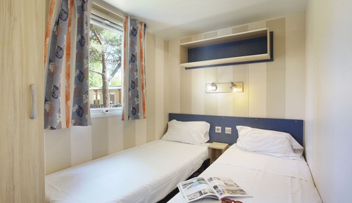 Mobile Home, 2 Bedrooms