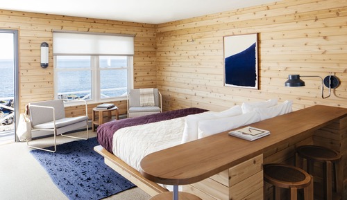 Deluxe Room, 1 King Bed, Accessible