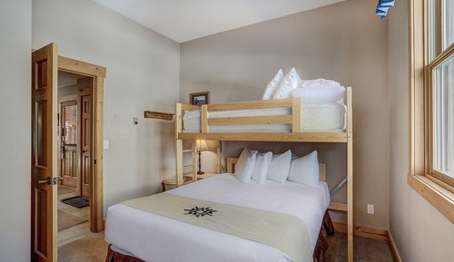 Townhome, 2 Bedrooms, 2 Bathrooms (Ski Tip)