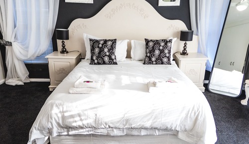 Family House, 2 Bedrooms (The Seagull Hemanus House)