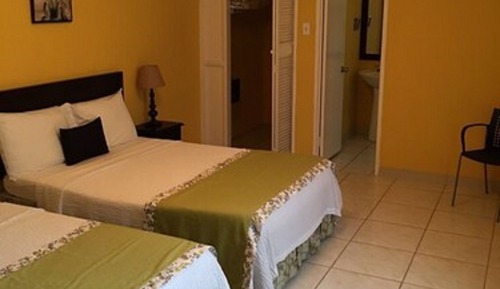 Standard Room, 1 Queen Bed