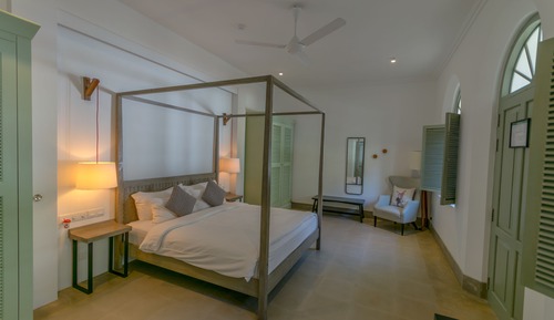 Deluxe Double Room, Courtyard View