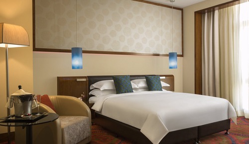 Room, 1 King Bed, Club Lounge Access