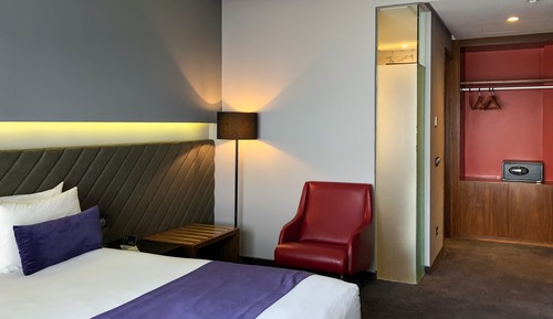 Deluxe Room, Balcony