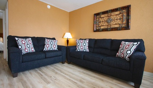 Street View 1 Bedroom Efficiency Suite