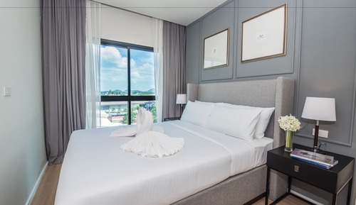 Standard Queen Room
