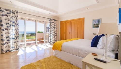 Deluxe Apartment, 3 Bedrooms, Hot Tub, Sea View