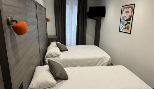 Family Twin Room