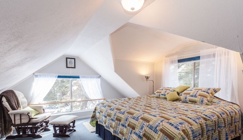 Cottage on the Stream (11 beds)